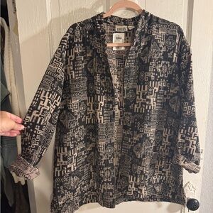 Vintage Chico's Geometric Black and Tan Button Down Shirt/Shacket